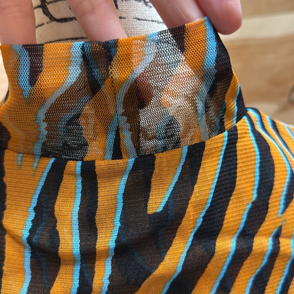Diane Von Furstenberg animal striped shirt - Picture 5 of 5